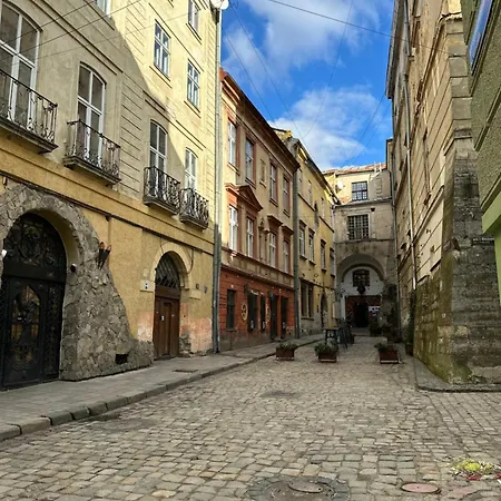 Vip Ploscha Rynok * Lviv